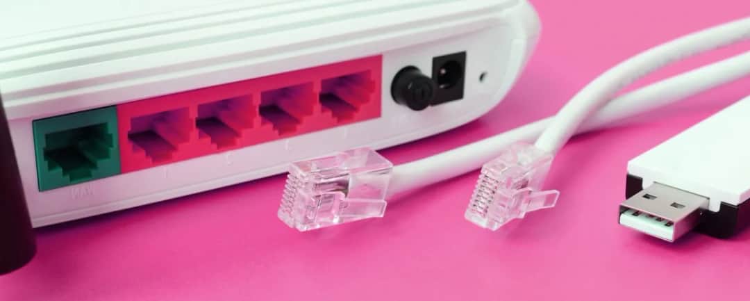 Jak podłączyć kabel ethernet do komputera i uniknąć problemów z internetem