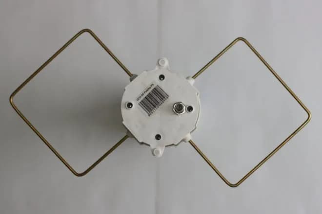 Jak zrobić antenę FM do amplitunera i poprawić odbiór sygnału