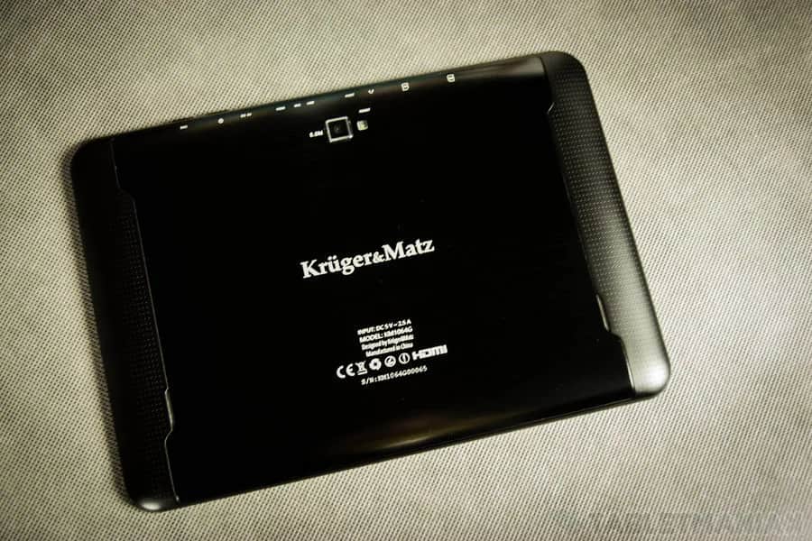 Jak samodzielnie wymienić baterię w tablecie Kruger & Matz?