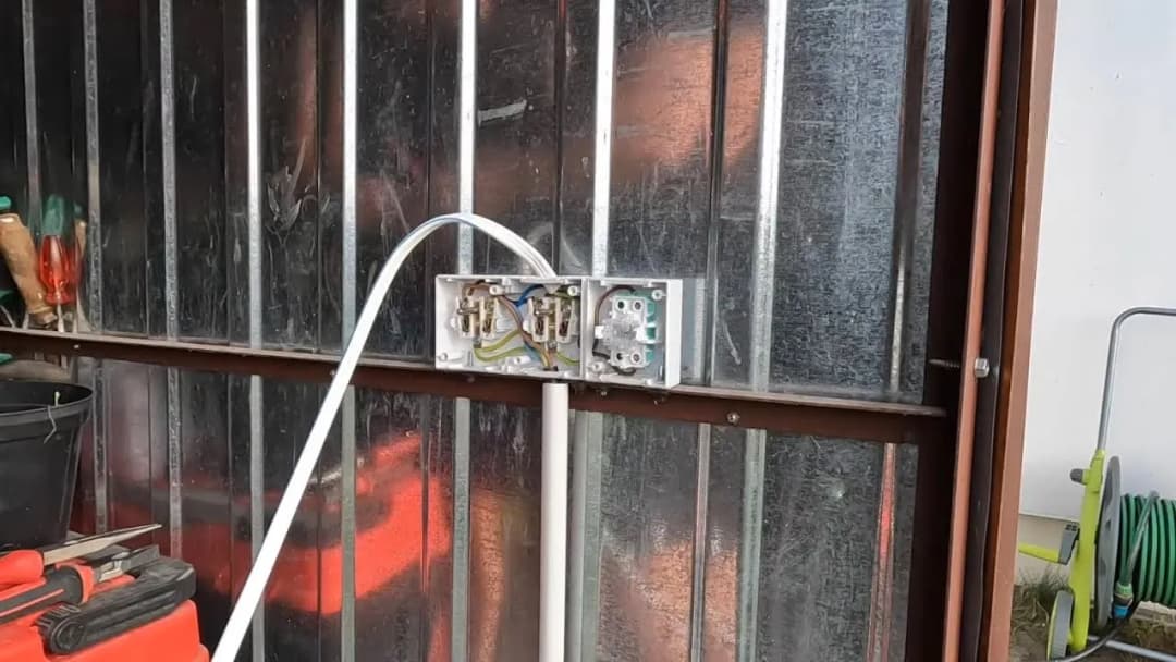 Jaki kabel napowietrzny do garażu – uniknij kosztownych błędów
