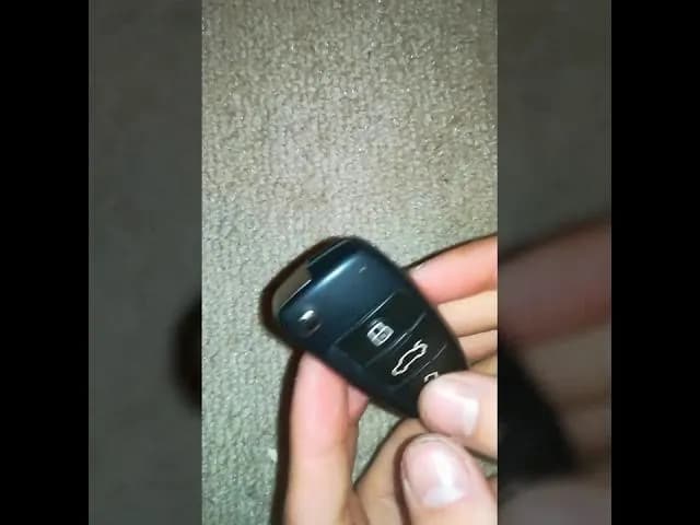 Jak łatwo wymienić baterię w pilocie Audi A3 8P i uniknąć problemów