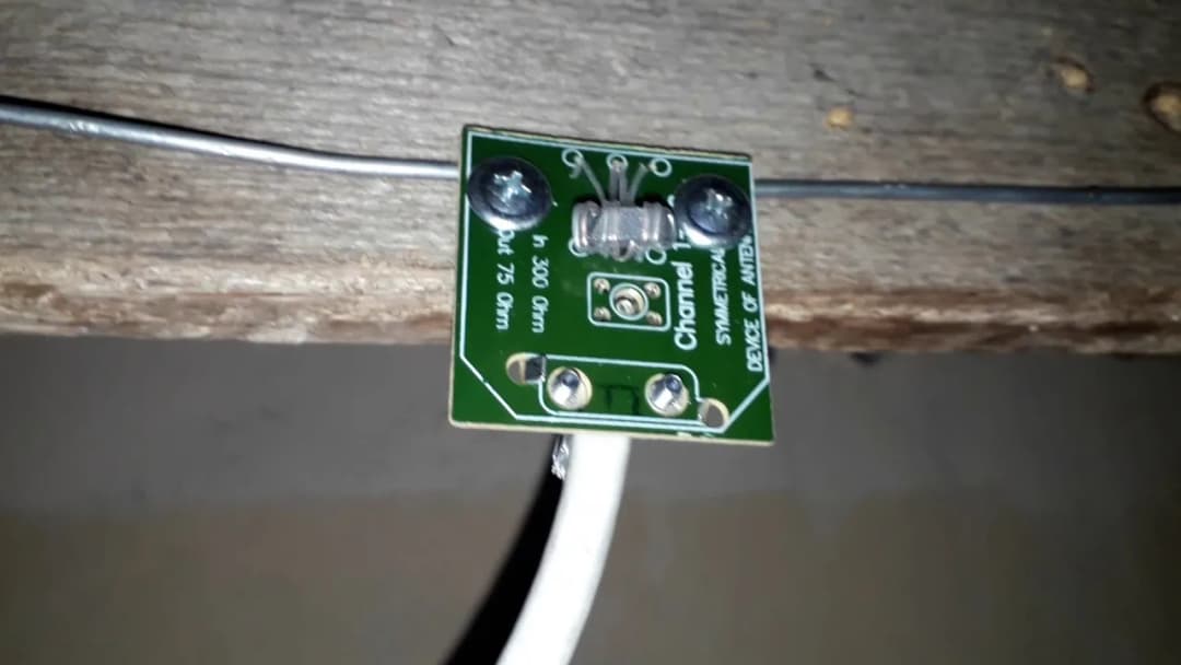 Jak zrobić antenę FM do wieży, aby poprawić odbiór radia