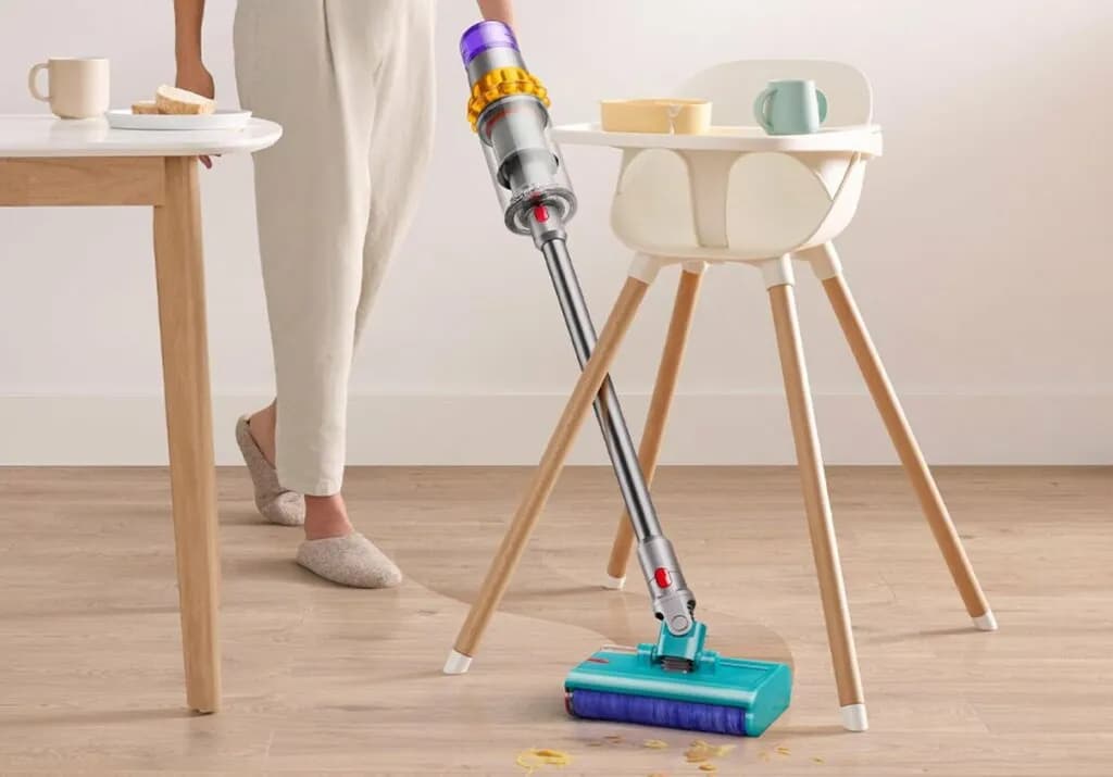 Ile kosztuje odkurzacz Dyson? Ceny i porównania modeli w Polsce