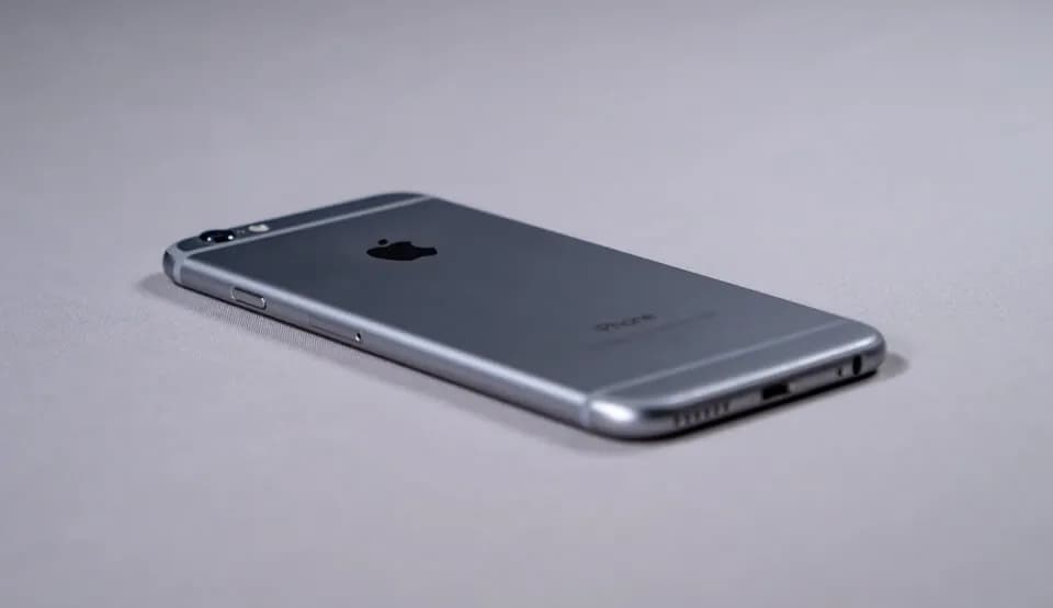 Wymiana baterii iPhone 6s w Cortland - uniknij problemów z urządzeniem