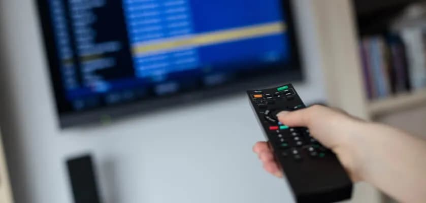 Jak włączyć zasilanie anteny w telewizorze Samsung i poprawić sygnał