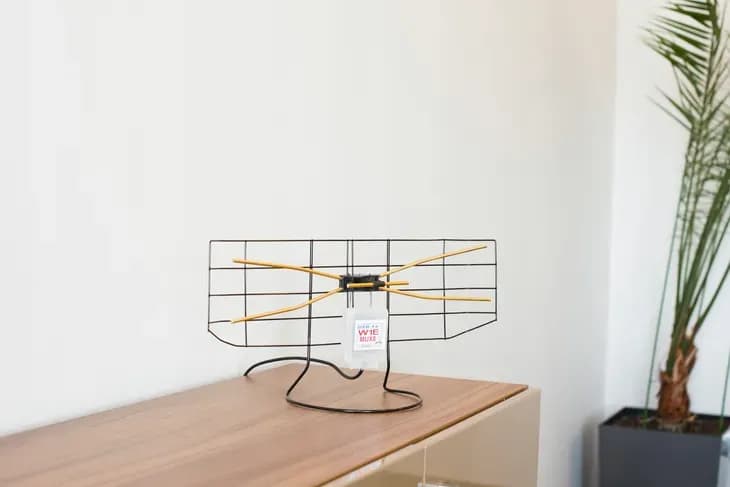 Najlepsza antena pokojowa do bloku, która rozwiąże problemy z sygnałem Najlepsza antena pokojowa do bloku, która rozwiąże problemy z sygnałem